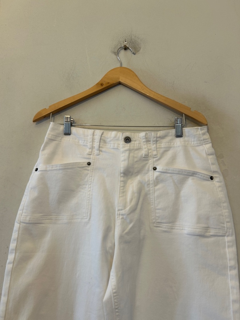 Altar’d Stare White Wide-Leg Raw Hem Jeans Size 30 EUC - Picture 3 of 7